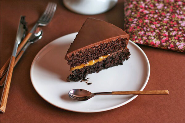 Bánh Sachertorte Áo